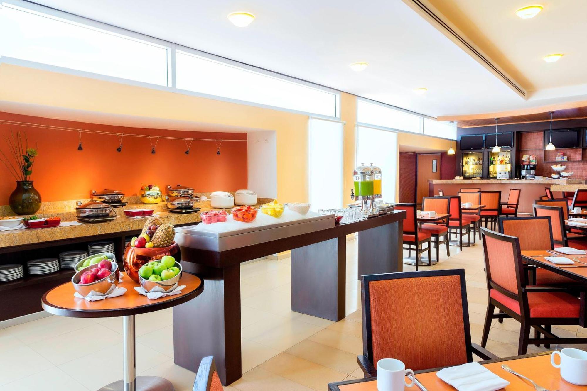 Courtyard By Marriott Leon At The Poliforum Dış mekan fotoğraf